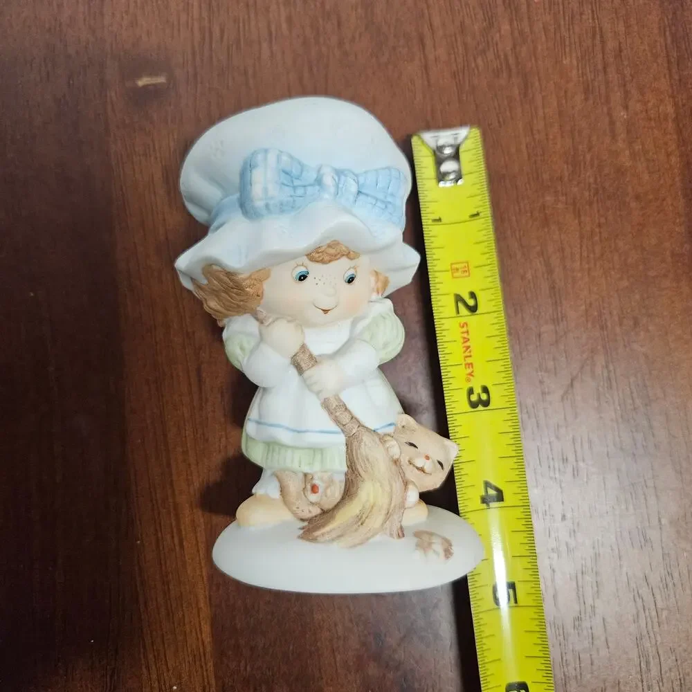 Vintage Miss Mitzie by Heartline Porcelain Figurine, Sweeping Floors With Cat